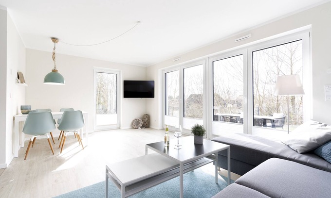 Sierksdorf Apartment | Top-Rated Sido Heimathafen 54.10 with Oceanfront Amenities
