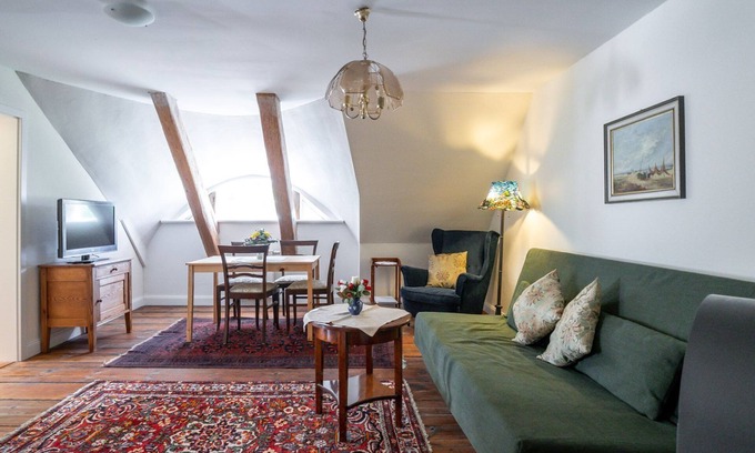 Putnitz Apartment | Embrace Nature at Siebenschläfer - Pütnitz Castle Retreat