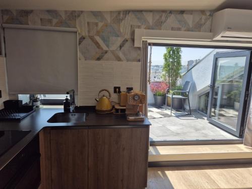 Lugo Apartment | Experience Siente Muralla: Pet-Friendly & 4-Star Comfort