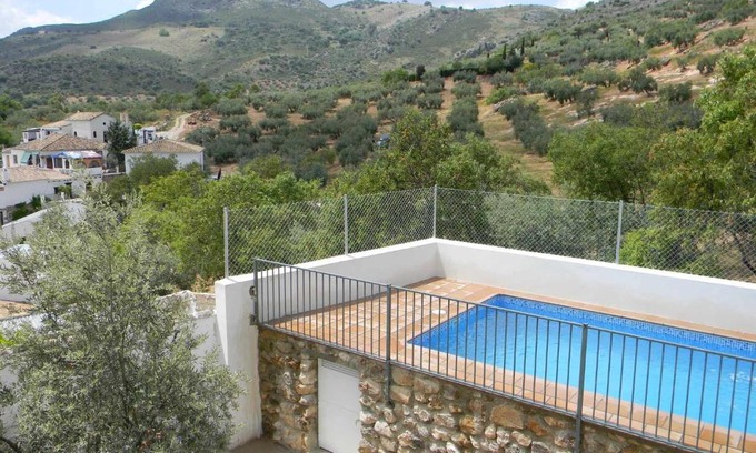 Zagrilla House | Discover Sierra Alcaide: Pet-Friendly Retreat with Pool