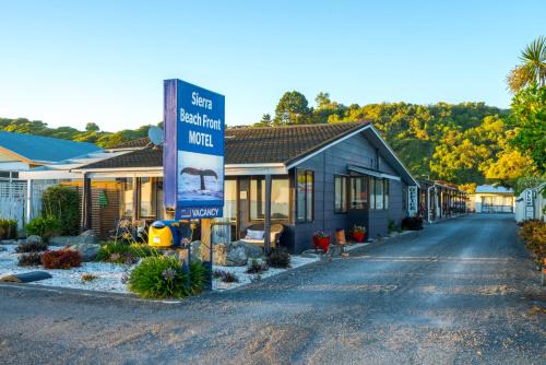 Kaikoura Hotel | Beachfront Getaway at Sierra Beachfront Motel with Family Perks