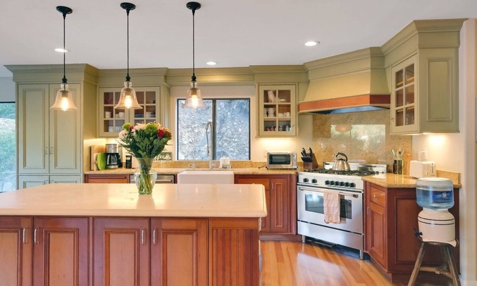 Montecito House | Inviting Montecito Home with Hot Tub & Mountain Views