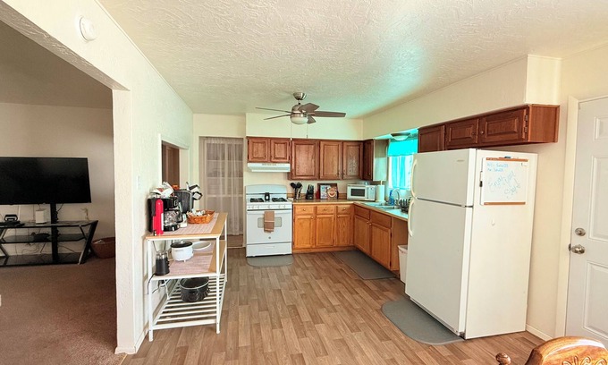 Farmington House | Sierra Vista Hideaway