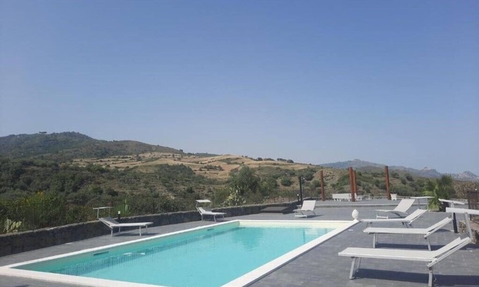 Piedimonte Etneo Apartment | Relax at Siesi Flat with Pool and Ocean View