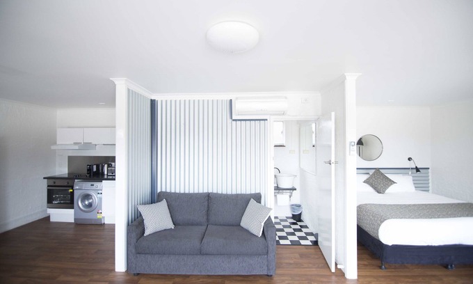 Sale Hotel | Discover Comfortable Stays at Siesta Central Apartments