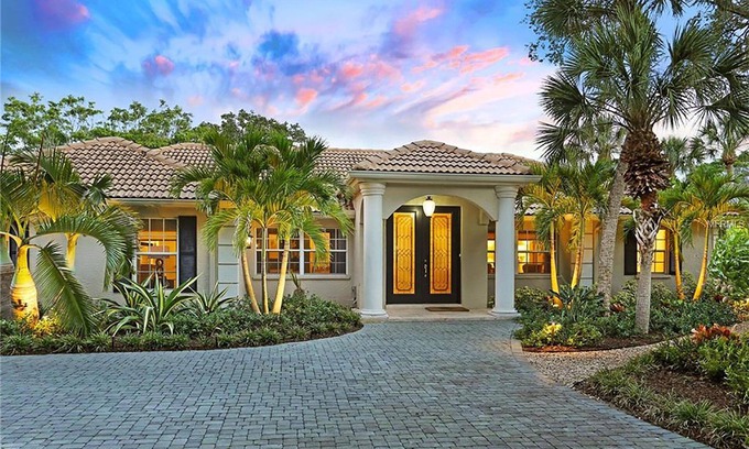 Siesta Key House | Top-Rated Siesta Key Retreat with Oceanfront Pool Access