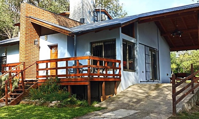 Santa Rosa de Calamuchita House | Explore Siete Colores: Family-Friendly Beachfront Retreat