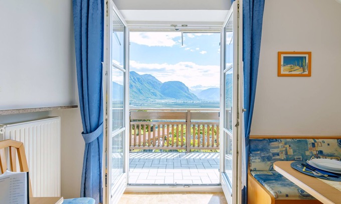 Andriano Apartment | Unforgettable Sigmundskron: Pool, Lake Views & Spa Retreat