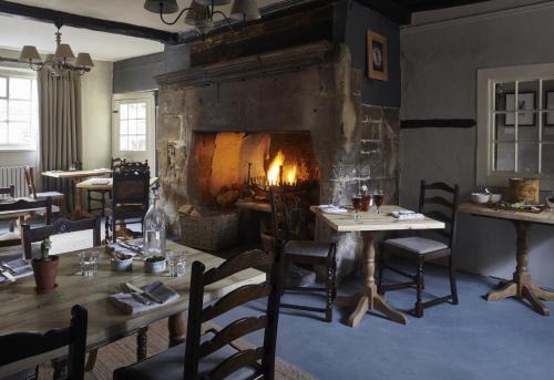 Lacock Hotel | Pet-Friendly Retreat at Sign of the Angel - 8.8/10 Rated