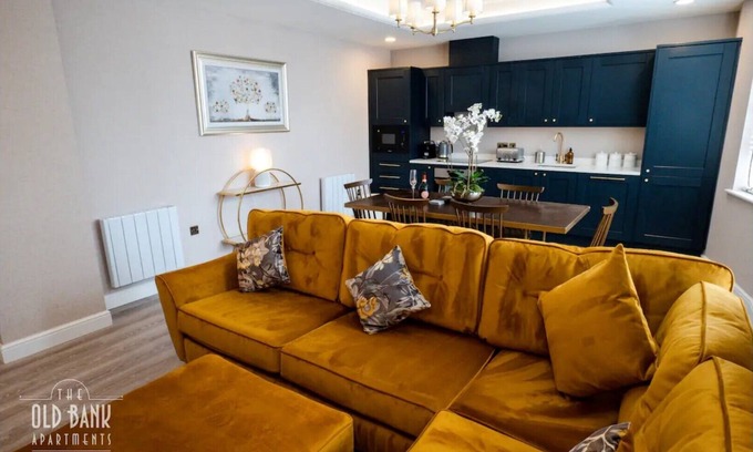 North Shore Apartment | Stylish 2 Bedroom Apartment in Central Blackpool Awaits