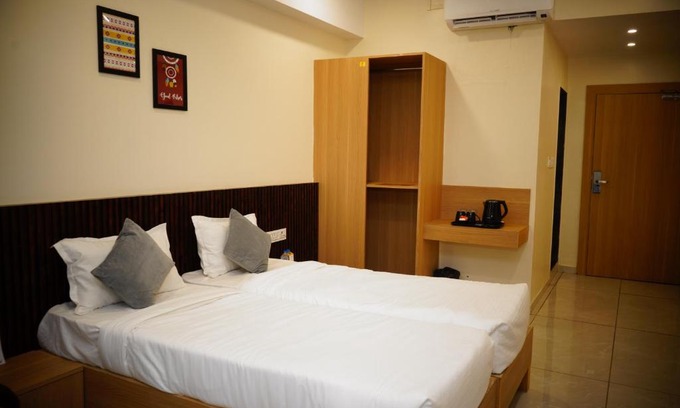 Dahej Hotel | Discover Signum CityScapes Landmark in Dahej