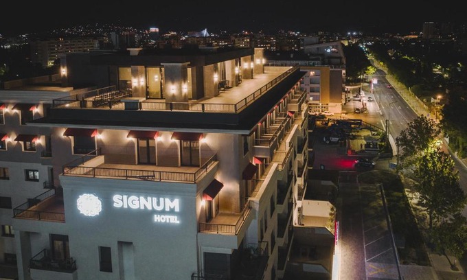 Podgorica Hotel | Experience SIGNUM Hotel: Family-Friendly and Highly Rated