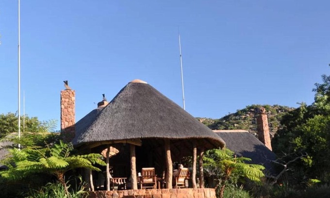 Makhado Cabin | Explore Family-Friendly Comfort at Sigurwana Lodge