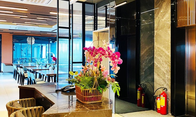 Sihanoukville City Centre Hotel | Discover Siha Treasure Hotel: 4-Star Ocean View Retreat