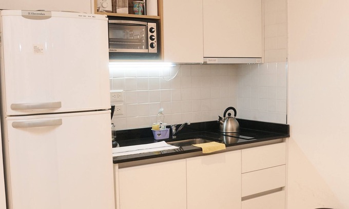 Colegiales Apartment | Cozy Studio Retreat in Palermo Hollywood, Family-Friendly