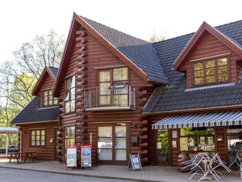Silkeborg Resort | Cozy Silkeborg Sø Camping Apartments with Ocean View