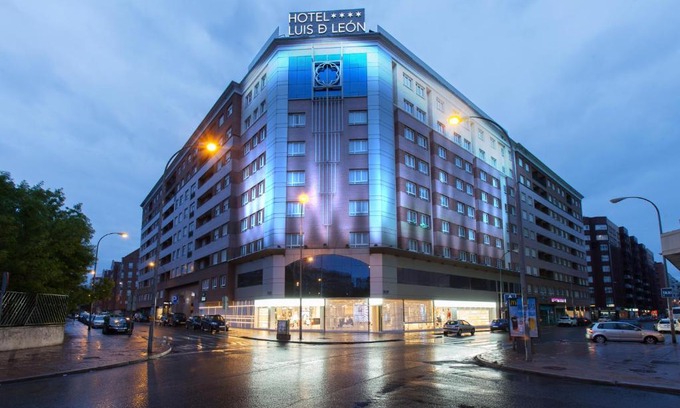 Leon Hotel | Discover Silken Luis de León: Family-Friendly 4-Star Stay