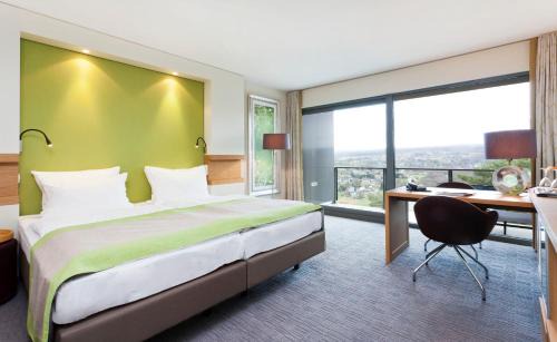 Sart-lez-Spa Hotel | Relax at Silva Hotel Spa-Balmoral with Oceanfront Views
