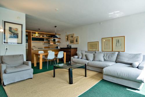 Champfer Apartment | Experience Comfort at Silva House - Champfèr, 4-Star Retreat