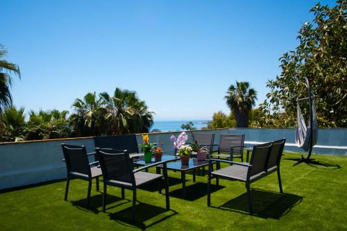 Aci Trezza House | Comfortable Silvanae Apartments: Pet Friendly & Accessible