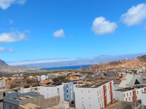 Sao Vicente Apartment | Welcoming SILVAs Apartment: Ideal for Families and More