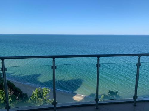 Byala Apartment | Silver Beach Byala: Oceanfront Studio with Pools & Parking