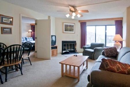 Snowshoe Hotel | Relax at Silver Creek Lodge with Pool and Hot Tub Access