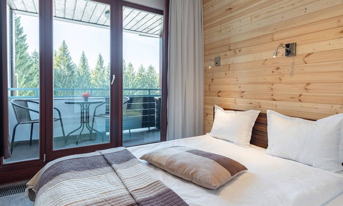 Poiana Brasov Apartment | Relaxing Getaway at Silver Mountain - Mauritius Awaits