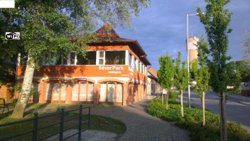 Berettyoujfalu House | Family-Friendly Getaway at Silver Park Vendégház, 8.8/10