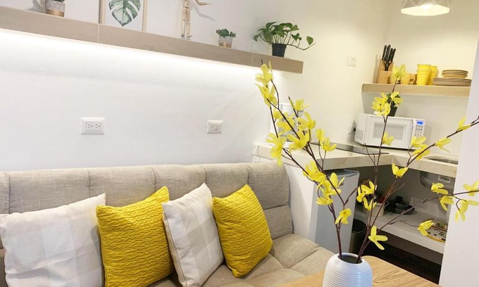 Zona 7 Apartment | Charming Silver Sun Apartment: Guest Rated 9.9/10 & Family-Friendly