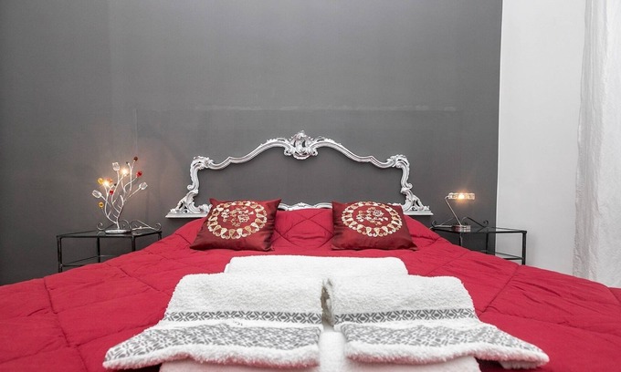 Maddalena Apartment | Silver - Two Bedroom Apartment, Sleeps 6