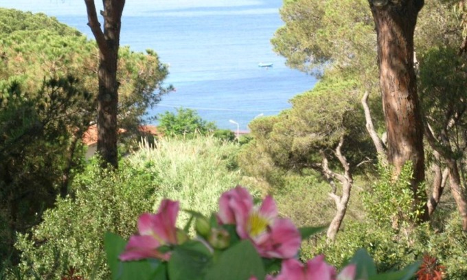 Madonna delle Grazie Apartment | Pet-Friendly Retreat at Silvia A/B with Kitchen & Breakfast