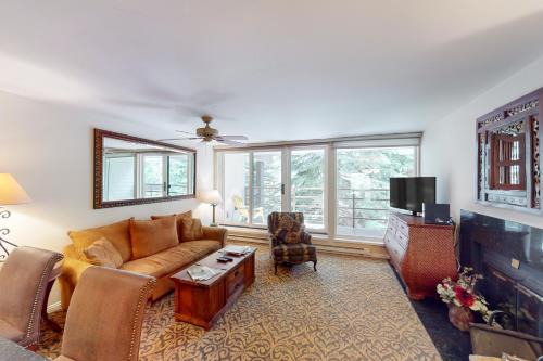 Vail Apartment | Family-Friendly Getaway at Simba Run, Unit 2313