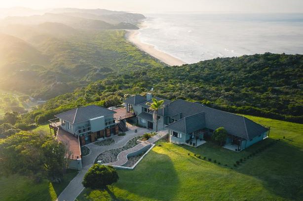 Sedgefield Cabin | Beachfront Retreat at Simbavati Fynbos on Sea, Rated 9/10