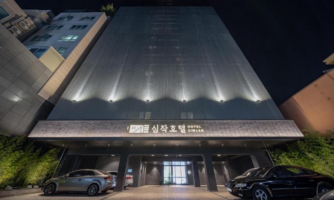 Dongtan Hotel | Exceptional Simjak Hotel Dongtan: 10/10 Guest Rating