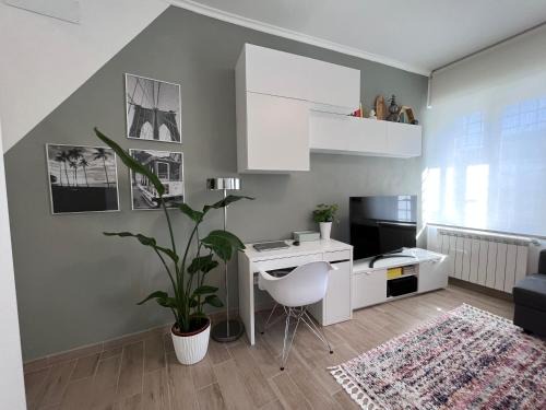 Universita Apartment | Family-Friendly Apartment at Simona's Place in Piazza Bologna