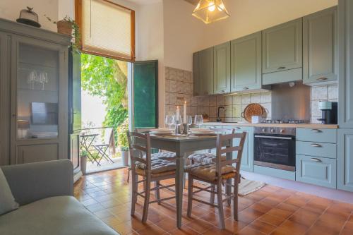 Blevio Apartment | Stunning Simons Apartment with Amazing View, 4-Star Rating