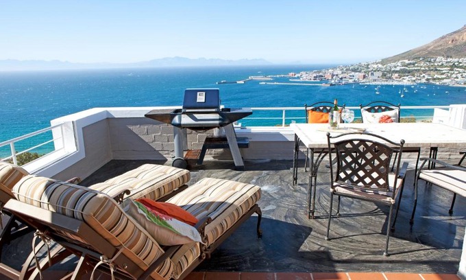 Redhill Apartment | Ocean View Simonstown Penthouse with Family-Friendly Amenities