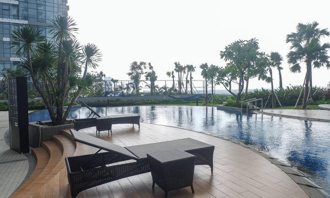 Surabaya Apartment | Cozy 2BR Apartment with Pool Near Benson Supermall