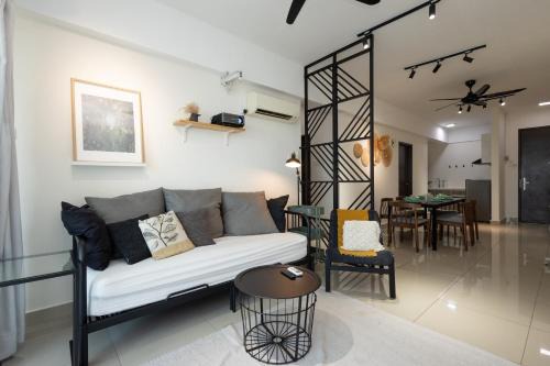 Taman Jubilee Apartment | Simple Bali l Projector l Netflix l 2 parking