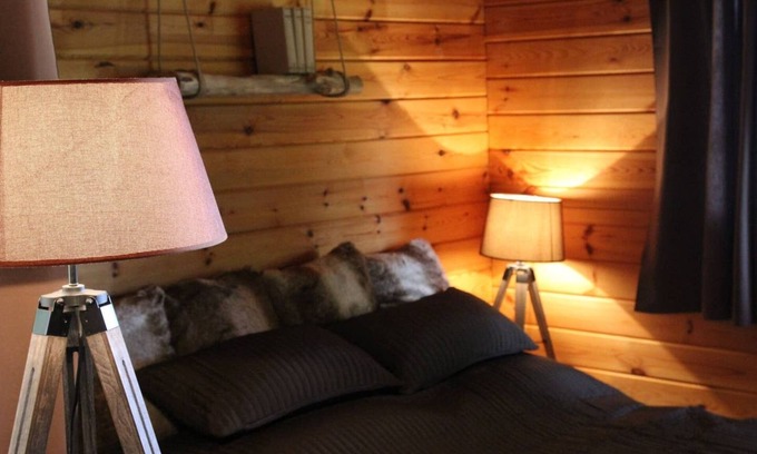Hatzfeld Cabin | Elegant Hut with Pool and Breakfast - Guest Rated 10/10