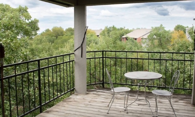 North Arlington Apartment | Simple Oasis with amazing view