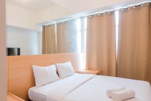 Cikokol Apartment | Cozy Studio Apartment in Tree Park City with Pool Access