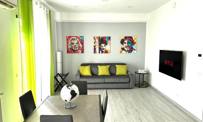 Civitavecchia Apartment | Discover Simply House Civitavecchia: 4-Star Oceanfront Retreat