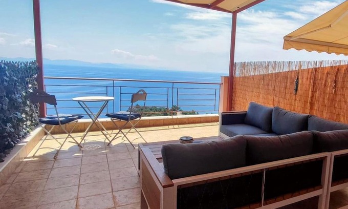 Mavrovouni Apartment | Inviting Meraki Gytheian Apt with Breathtaking Sea Views