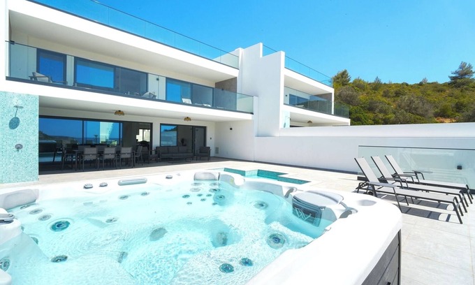 Salema Villa | Brand-New Oceanfront Villa with Spectacular Algarve Views