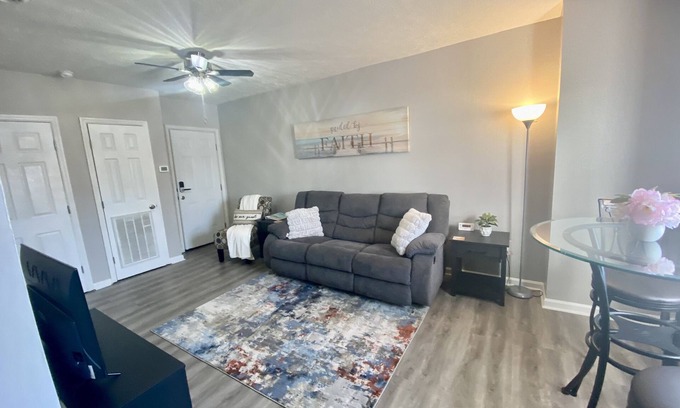 Richmond Apartment | Sweet Escape: Top-Rated 1 Bed Apt Near EKU with Kitchen