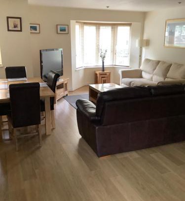 Rugby Apartment | Family-Friendly Stay at Simpson's Apartments Rugby Ltd