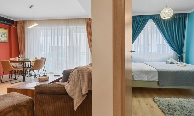 Pipera Apartment | Cozy Sina Apartment with Kitchen and Breakfast Included