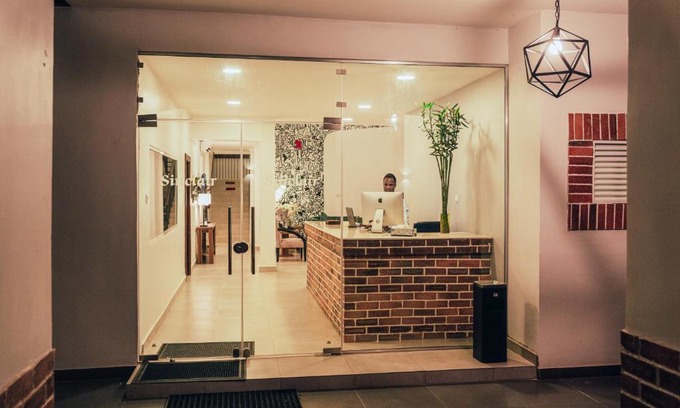 Maitama House | Discover Sinclair Lake Chad: Family-Friendly Retreat Awaits